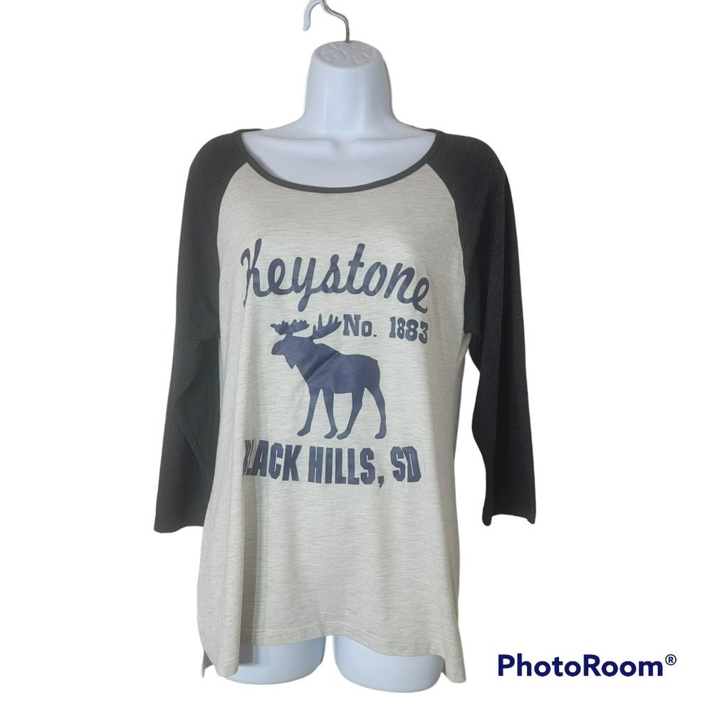 Platinum Delta Apparel Women's Graphic Tee-Shirt Keytone Black Hills, SD Size Me